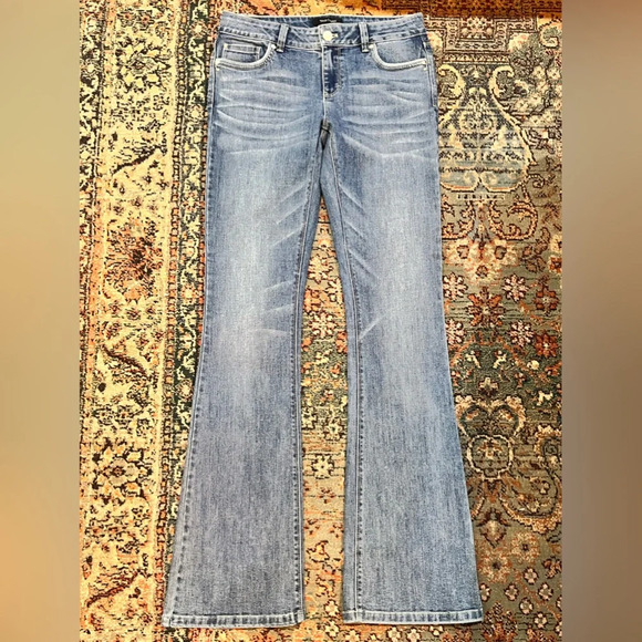 FINAL PRICE NWT White House Black Market Skinny Flared Jeans - Picture 6 of 14